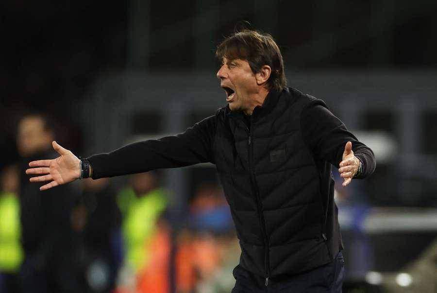 孔蒂的无奈 切尔西的金钱优势让那不勒斯欧冠梦碎